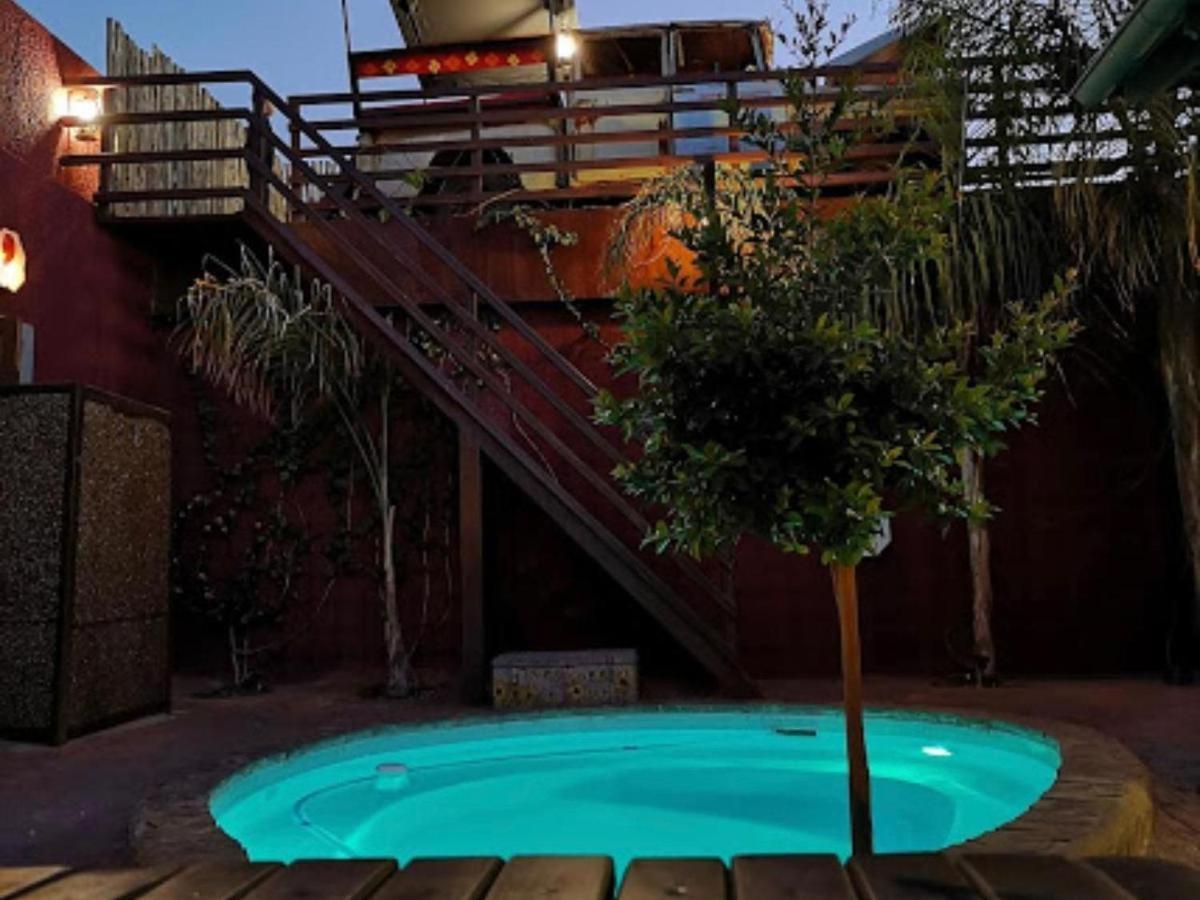 Vichy Nests Hotel Windhoek Ngoại thất bức ảnh
